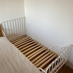 IKEA 子供　ベッドの画像