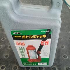 ボルトジャッキの画像