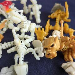 ホネホネザウルス　おもちゃの画像