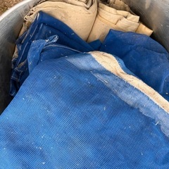 ブリキ缶の画像