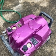 コンプレッサー