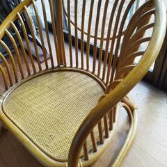 [配達OK]ラタン製チェア 籐製ローチェアの画像