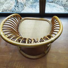 [配達OK]ラタン製チェア 籐製ローチェアの画像