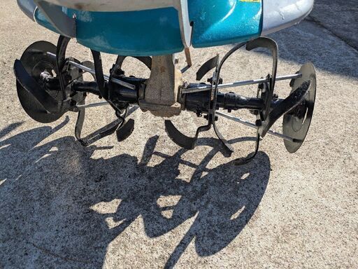 鹿児島発　クボタ　４サイクルエンジンミニ耕運機TMA300
