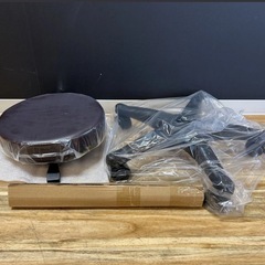 【美品】上下可能！レザー回転椅子の画像