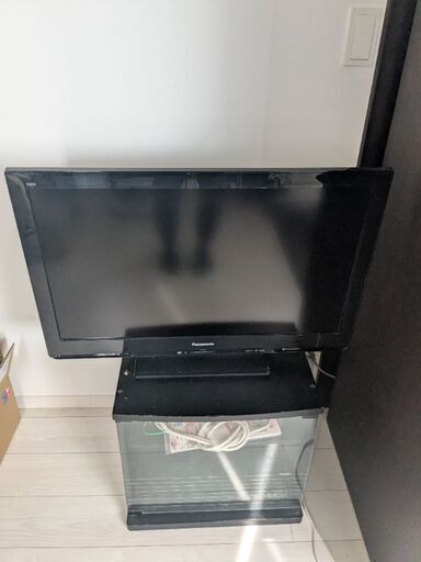テレビ　TH-L32C3