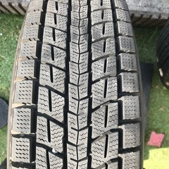 値下げしました　
DUNLOPスタッドレスタイヤ　＋　スチールホイールの画像