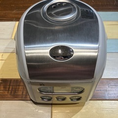 炊飯器　3合炊き