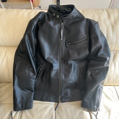 プロテクター入りライダース
