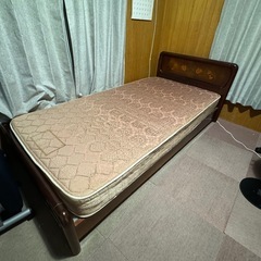 シングルベッド