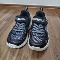 光る靴　17.0cm（16.5〜17.0）