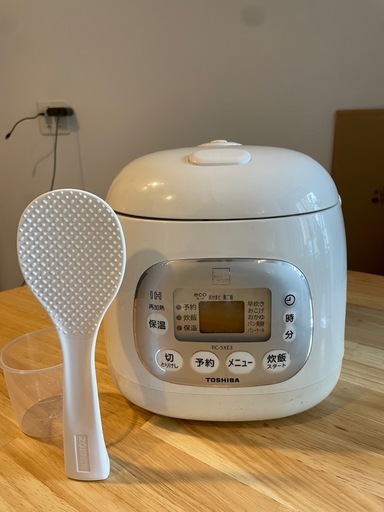東芝製　炊飯器