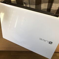 💗値引特価！★自宅用に最適・美麗美品・爆速新品SSD256GB・高速i5第5世代・メモリ8GB・Win11・Webカメラ内蔵Office2021・💗人気のエクストラホワイト/15.6ｲﾝﾁ/無線LAN/DVD・CD再生ソフト付　No.2502001-3の画像