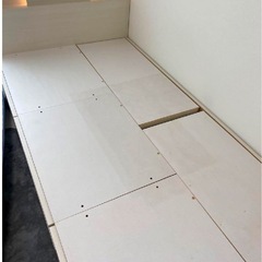 ニトリシングルベッド
の画像