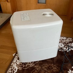 加熱式加湿器　モリタの画像