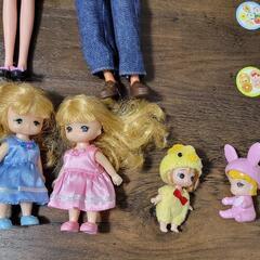 りかちゃんふぁみりー　８人と小物の画像