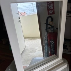 大き目ミラー
