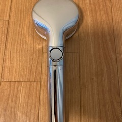 シャワーヘッド　止水機能　5段階モード付きの画像