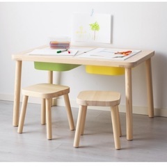 IKEA フリサット キッズテーブルの画像