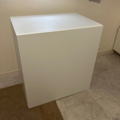 IKEA ベストー　42*60*64cm 脚無し