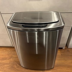 コストコ 自動開閉 電動　ゴミ箱