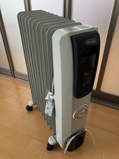 デロンギ　オイルヒーター