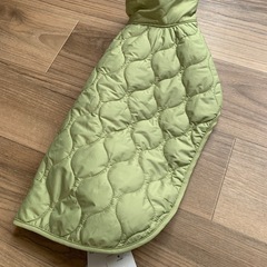 新品　Ｈ&M ワンコ　キルティングドッグジャケット　の画像