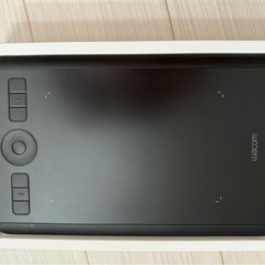 ペンタブ wacom Intuos Pro