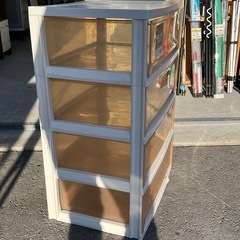 アイリスオーヤマ WIDE CHEST AJ-534 ワイドチェスト 4段 ミルキーカラー タンス 引出し マルチ リビング 寝室 子供部屋 脱衣場 収納 中古品 ③の画像