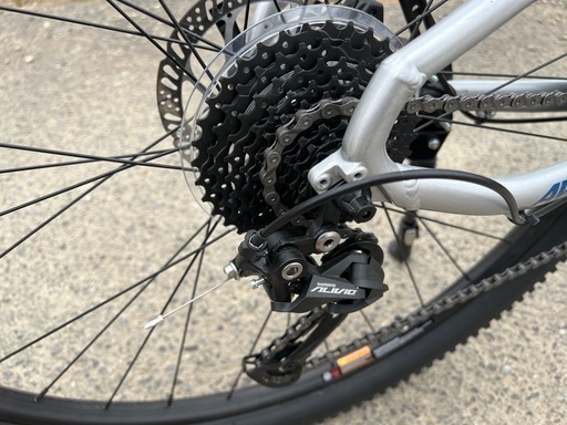 GT AVALANCHE SPORT 2023  マウンテンバイク ※現在価格は25日まで  以降売却予定 