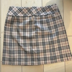 BURBERRYスカート☆可愛いですの画像
