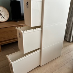 3段ゴミ箱の画像