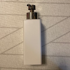 tower マグネット　泡ディスペンサーの画像