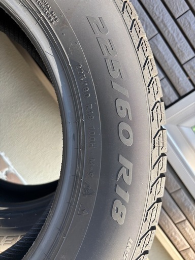 【美品23年】スタッドレス4本　ピレリ225/60/R18