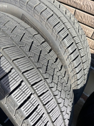 【美品23年】スタッドレス4本　ピレリ225/60/R18
