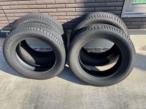 【美品23年】スタッドレス4本　ピレリ225/60/R18