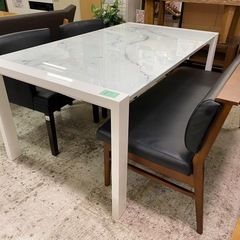 【愛品館 江戸川店 】伸長式テーブル ベンチダイニング4点セット NITORI（ニトリ）の画像