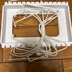 伸縮ザルボウルフライパンスタンドの画像