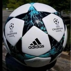 サッカーを一緒にしましょう！