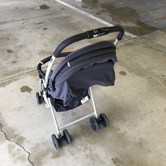 ベビーカーの画像