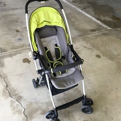 ベビーカー
