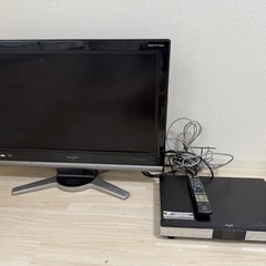 SHARP AQUOS テレビ　➕　Blu-ray