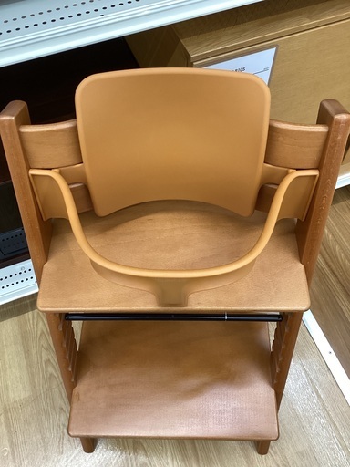 【トレファクマーケット久喜店】STOKKE　ベビーチェア
