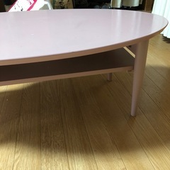 折りたたみテーブルの画像