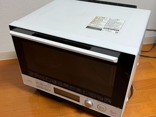【中古】東芝　過熱水蒸気オーブンレンジ 30L　ER-VD100-W(グランホワイト) 石窯ドーム