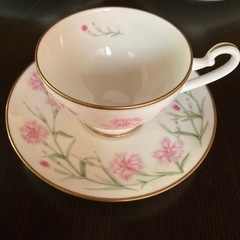 万葉の花　カップ&ソーサー　すみれ　なでしこ　やまぶき　高級磁気製　1983の画像