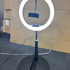 リングライト　自撮り　照明　配信　ライト直径約27.5cm　ジャ...