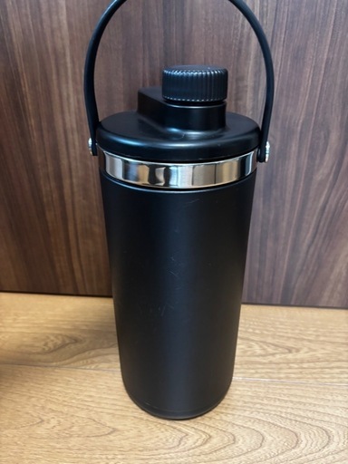 希少品　Hydro Flask ブラック 水筒 3.79L
