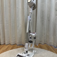 コードレス　掃除機　スタンド付き