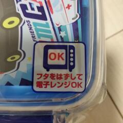 お弁当箱の画像